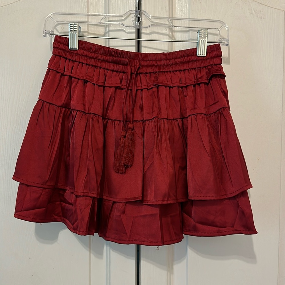 Tcec dark red skirt